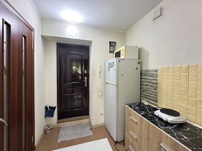 квартира за адресою Київ, Верховинна вул., 80-А