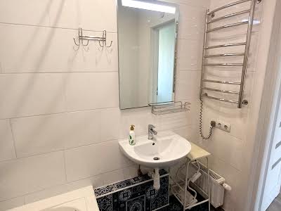 квартира за адресою Сергія Данченка вул., 28