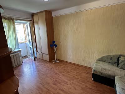 квартира за адресою Верховної Ради бульв., 24а