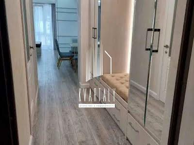 квартира за адресою Максимовича, 26б
