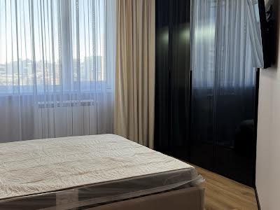 квартира за адресою Драгомирова, 14а
