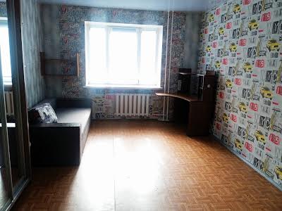 квартира за адресою Ревуцького вул., 5