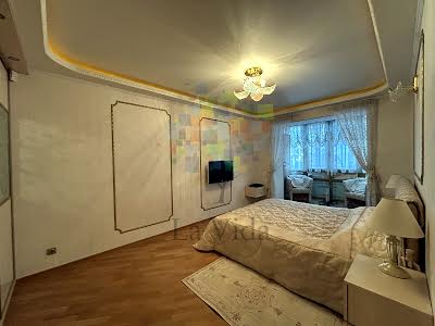 квартира за адресою Шовковична вул., 29
