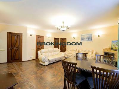квартира по адресу Степана Руданского ул., 4-6