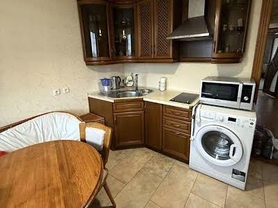 квартира по адресу Зои Гайдай ул., 7-А