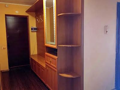 квартира за адресою Київ, Зодчих вул., 68/2