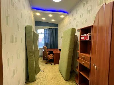 квартира за адресою Потебні вул., 3