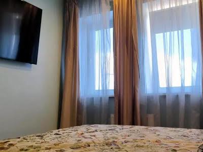 квартира по адресу Вячеслава Черновола ул., 25