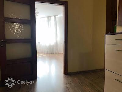 квартира за адресою Олени Пчілки вул., 2
