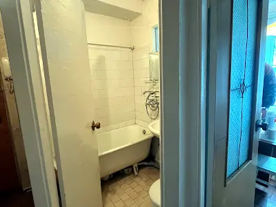 квартира по адресу Строителей ул., 6а