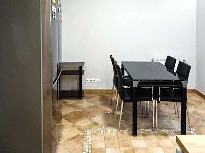 квартира за адресою Шумського, 1
