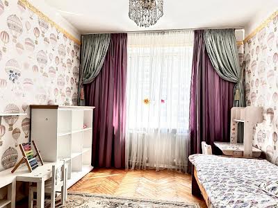 квартира по адресу Старонаводницкая ул., 4-А