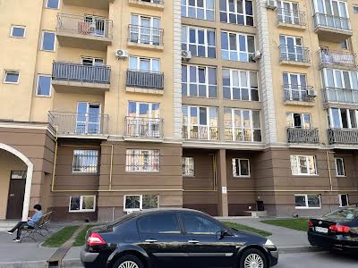 квартира за адресою Метрологічна вул., 15