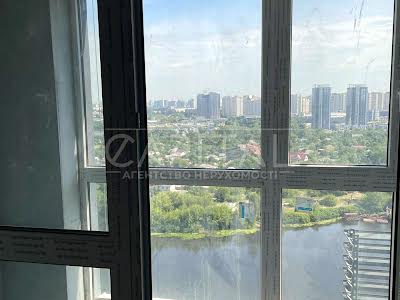 квартира за адресою Зарічна вул., 8