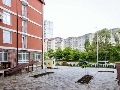 квартира по адресу Киев, Дмитра Луценка, 2г