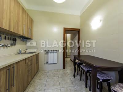 квартира за адресою Кловський узвіз, 4