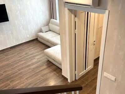 будинок за адресою Центральна вул., 22л