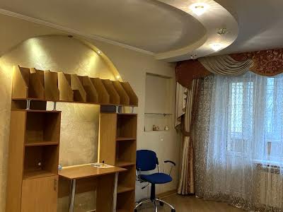 квартира по адресу Чернобыльская ул., 19