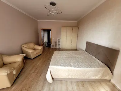 квартира за адресою Дніпровська набережна вул., 14