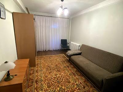 квартира за адресою Миколи Міхновського бульв. (Дружби Народів), 3-Б