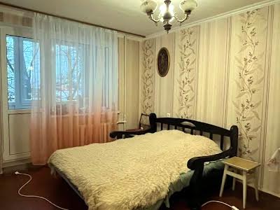 квартира за адресою Зодчих вул., 74