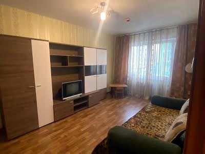 квартира за адресою Михайла Максимовича вул. (Онуфрія Трутенка), 7-В