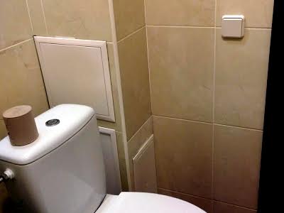 квартира за адресою Осіння вул., 33