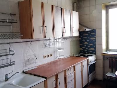 квартира за адресою Верховинна вул., 91