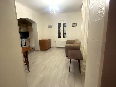 квартира за адресою Пантелеймонівська вул., 30