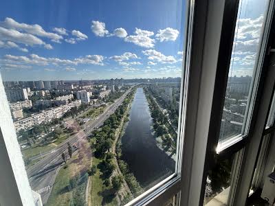 квартира за адресою Соборності просп. (Возз'єднання), 30