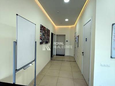 коммерческая по адресу Кловский спуск, 7a