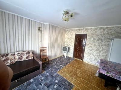 комната по адресу Андрія Мельника ул. (Генерала Тупікова), 31