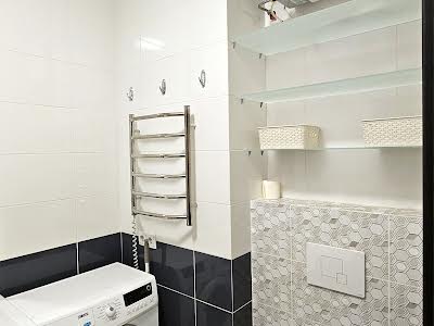 квартира за адресою Сім'ї Кульженків вул. (Петра Дегтяренка), 35