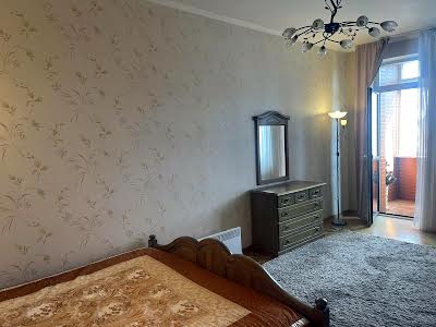 квартира за адресою Євгена Коновальця вул. (Щорса), 36б