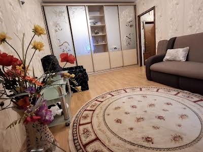квартира за адресою Леоніда Бикова бульв., 8