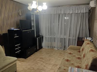 квартира по адресу Киев, Каштановая ул., 4