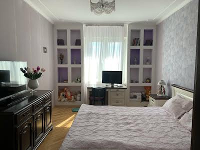 квартира за адресою Європейського Союзу просп. (Правди), 31-А