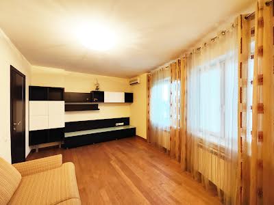 квартира по адресу Забилы Виктора ул., 5