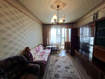 квартира по адресу Каштановая ул., 12-А