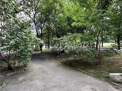 квартира за адресою Солом'янська вул., 14