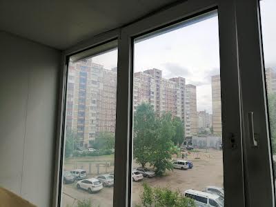 квартира за адресою Червоної Калини просп. (Володимира Маяковського), 81
