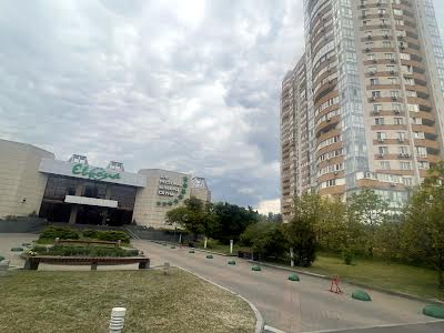 квартира за адресою Київ, Юрія Шумського вул., 5