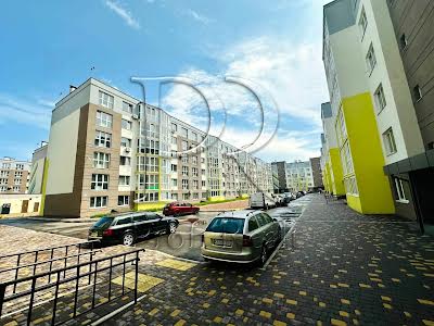 квартира за адресою Стеценка вул., 75-Р