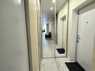 квартира за адресою Центральна вул., 21