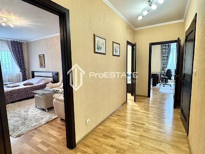 квартира по адресу Киев, Бориспольская ул., 4