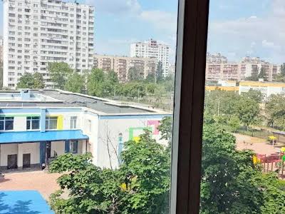 квартира по адресу Миколы Бажана просп., 9-Б