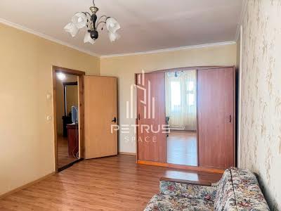 квартира за адресою Вишняківська вул., 7-А