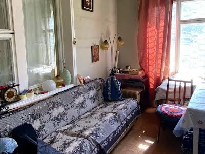 будинок за адресою 12-а Ентузіастів