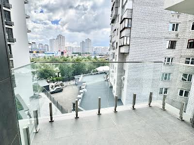 квартира по адресу Драгоманова ул., 31-А