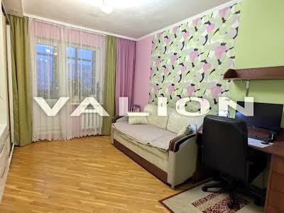 квартира за адресою Рональда Рейгана вул., 10